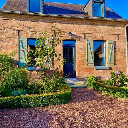 Les Charmes De Villers Huchenneville Eksteriør billede
